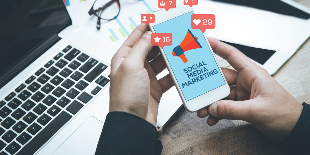 managing different social channels effectively thumbnail